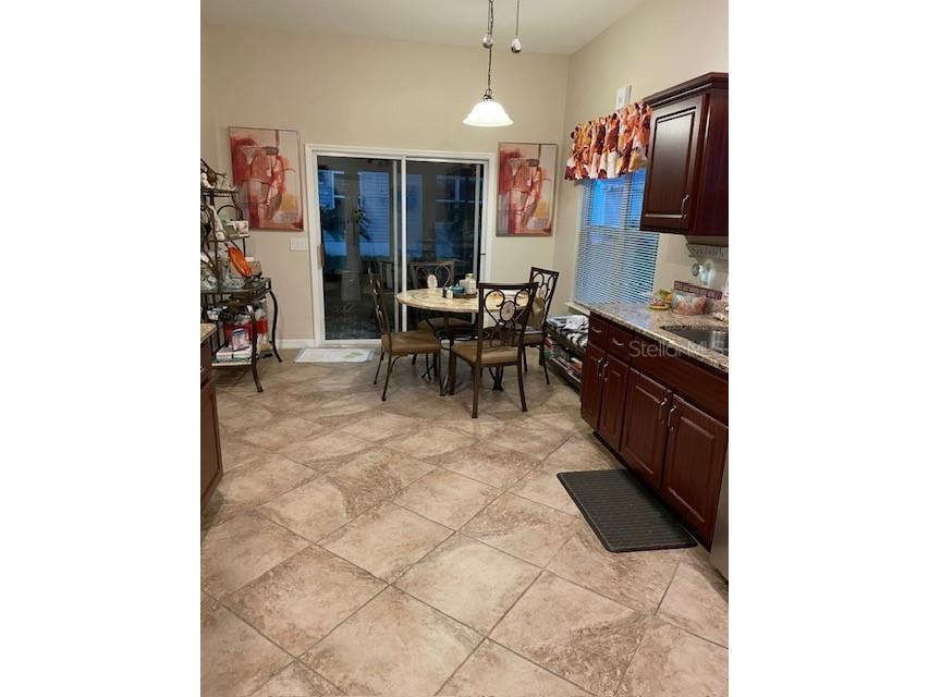 313 Gonzales Place Lady Lake FL 32159 O6392102 image2