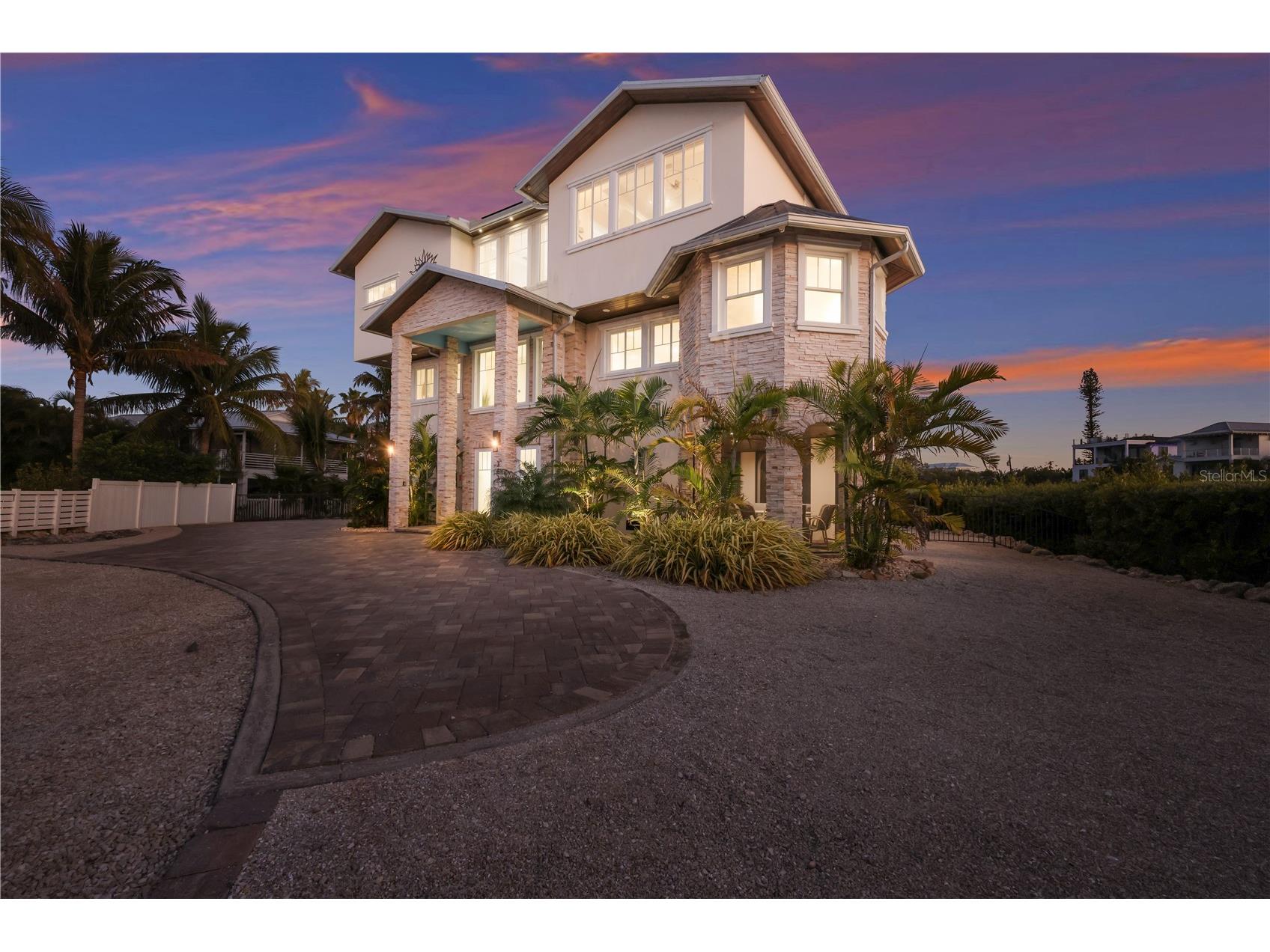 313 Hammock Circle Anna Maria FL 34216 A4682229 image4