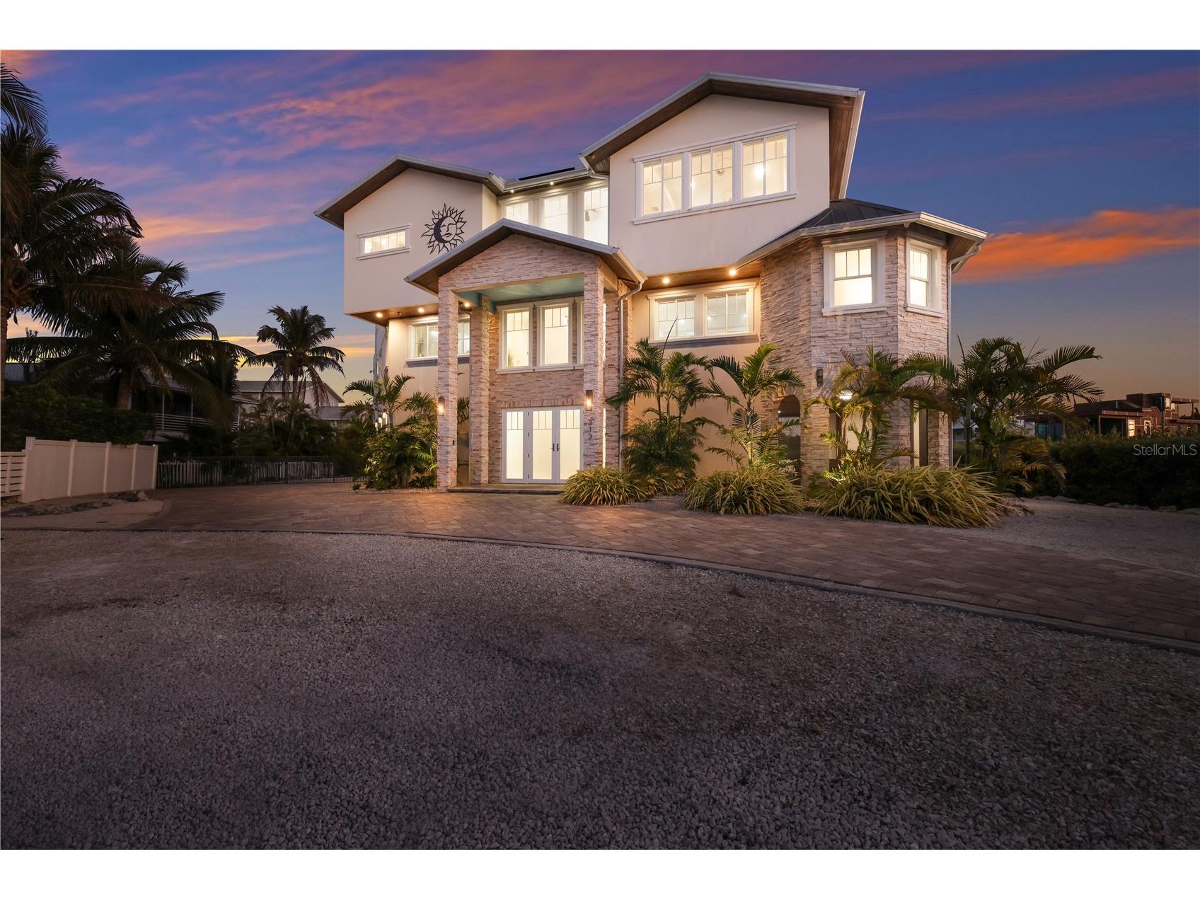 313 Hammock Circle Anna Maria FL 34216 A4682229 image5