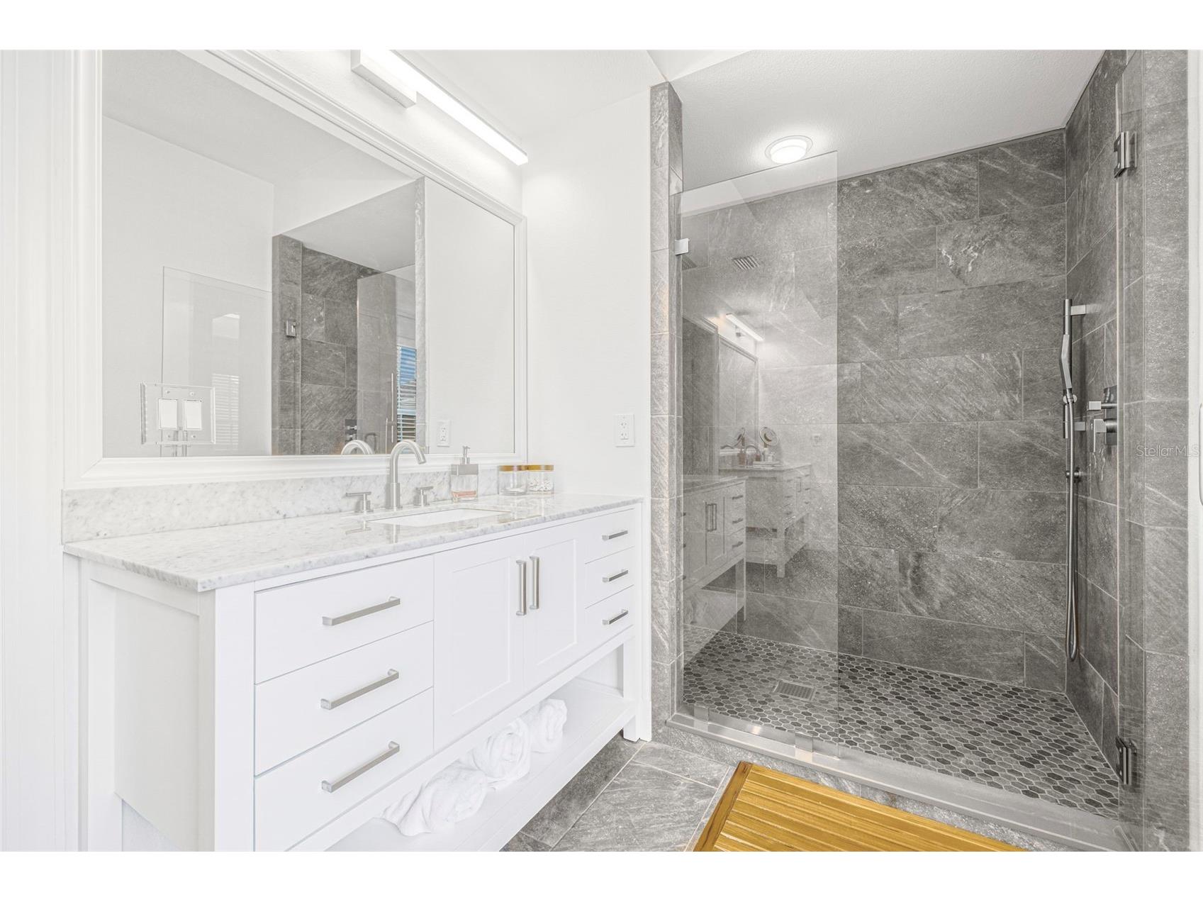 313 Inner Harbour Circle Tampa FL 33602 TB8507754 image24