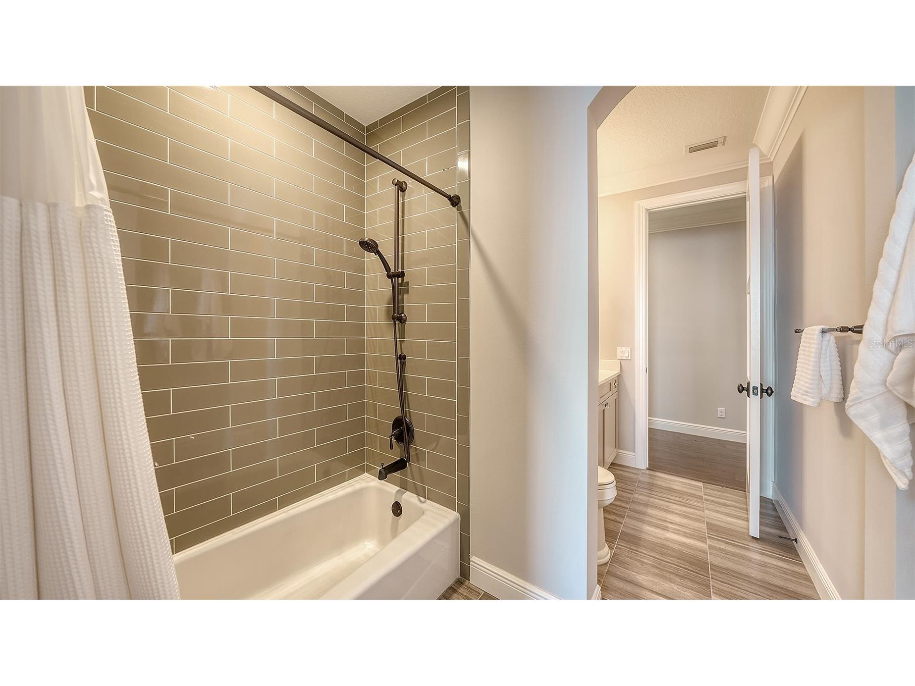 313 Lookout Point Drive Osprey FL 34229 A4688995 image82