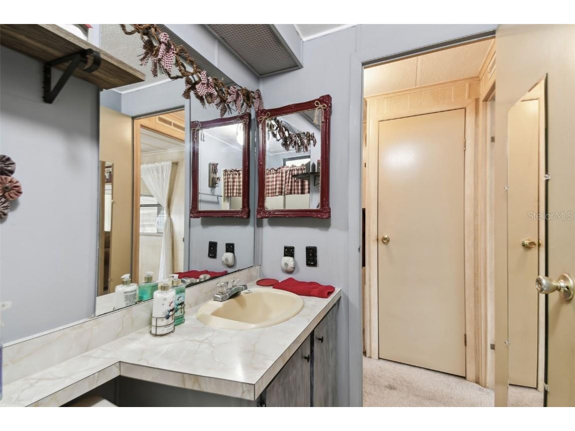 313 Monroe Drive Lakeland FL 33809 P4933486 image16