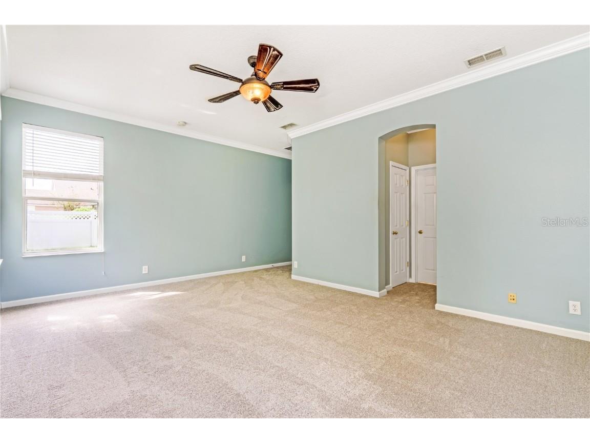 313 Ravenshill Way Deland FL 32724 V4945046 image14