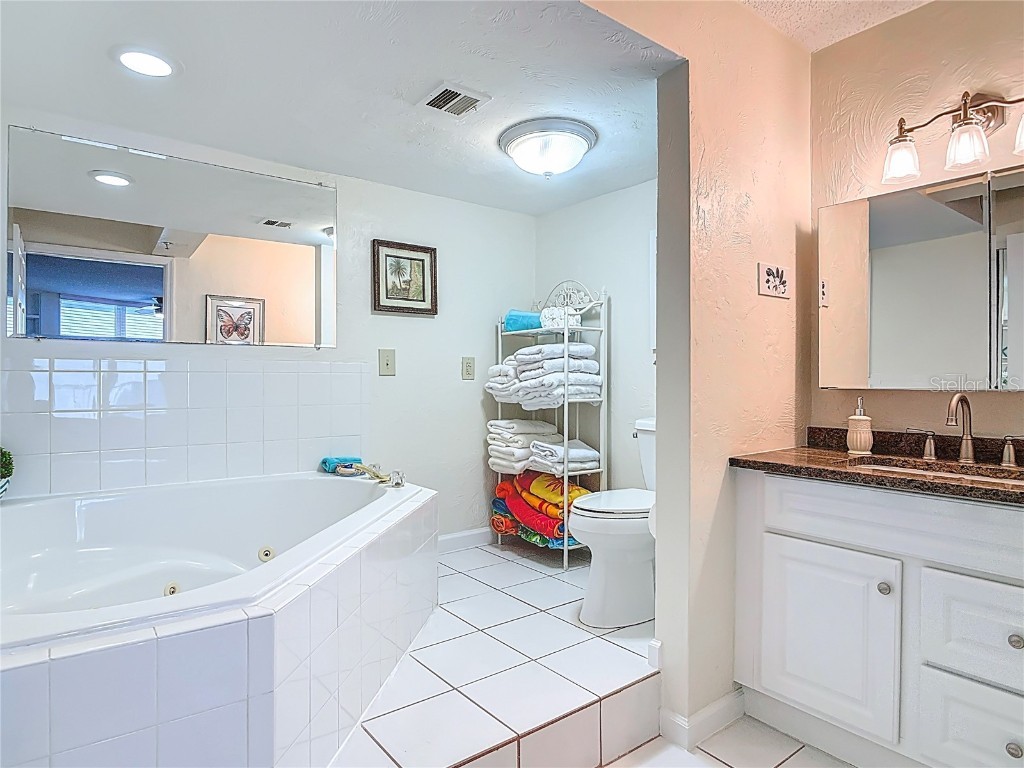 313 S Atlantic Avenue #202/204 Daytona Beach FL 32118 V4944644 image6