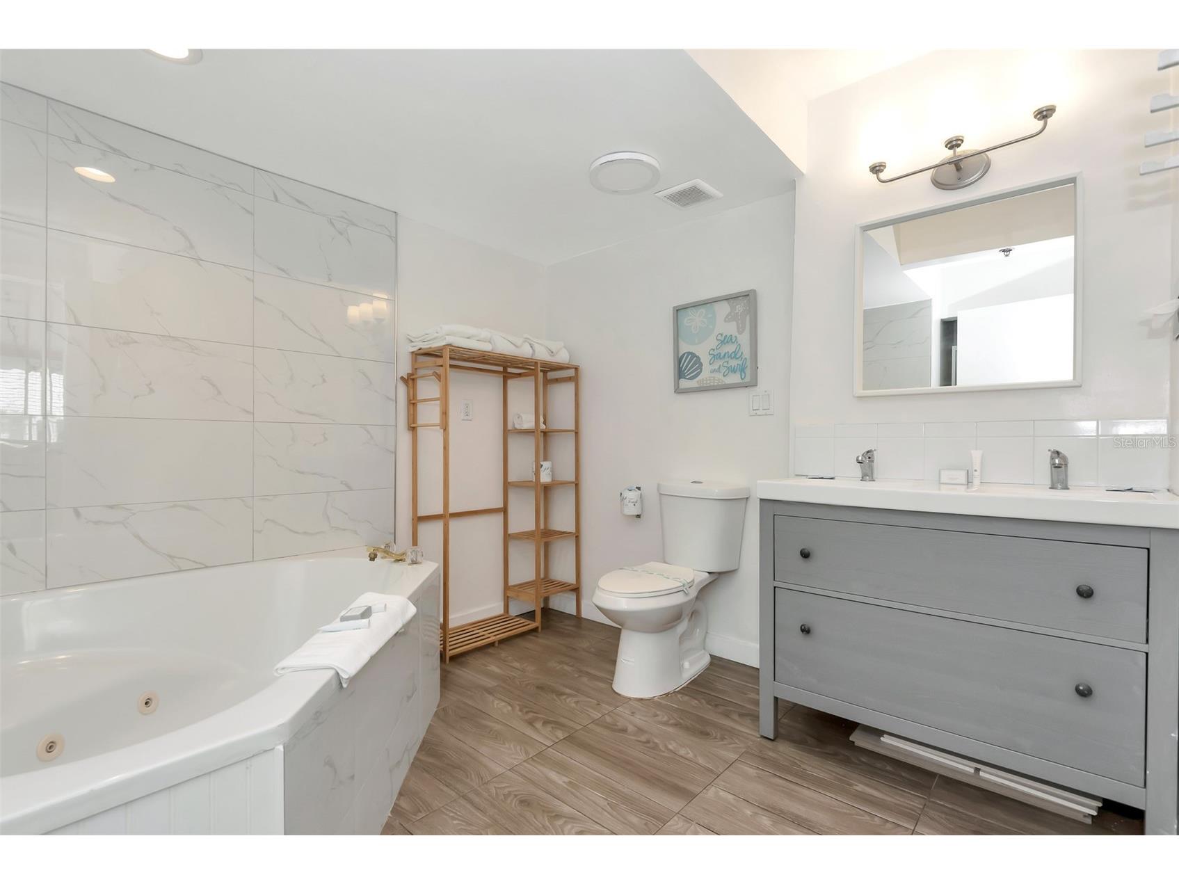 313 S Atlantic Avenue #320/322 Daytona Beach FL 32118 OM716139 image19