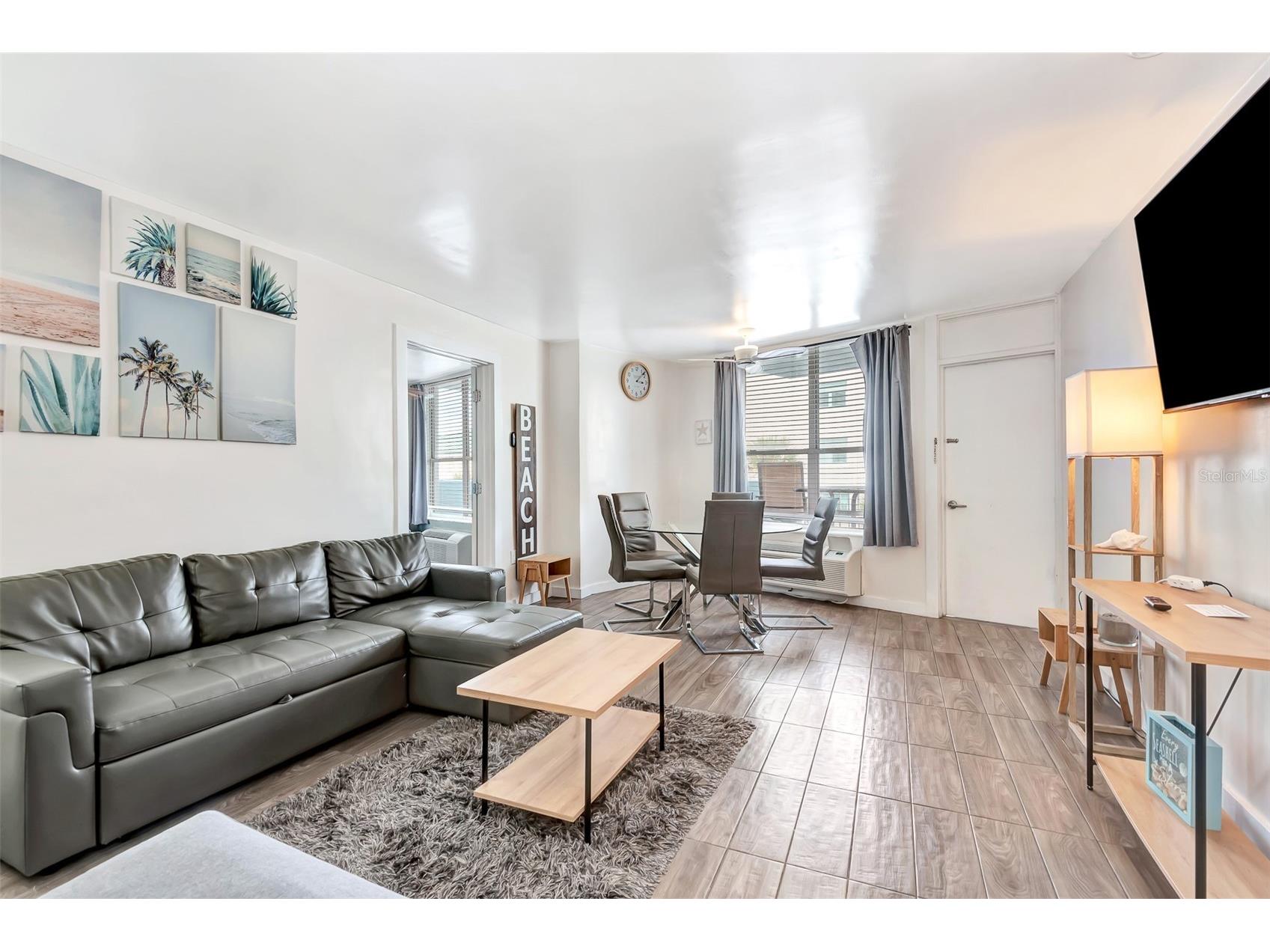 313 S Atlantic Avenue #320/322 Daytona Beach FL 32118 OM716139 image3