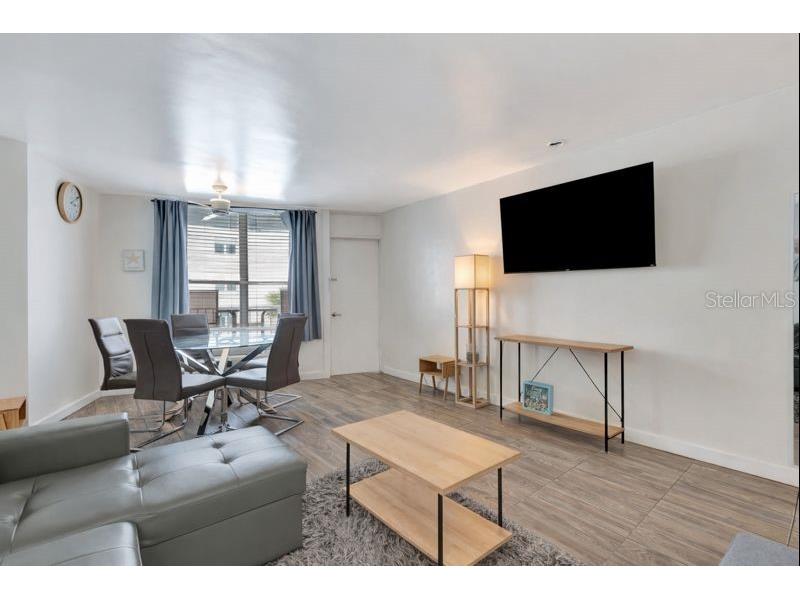 313 S Atlantic Avenue #320/322 Daytona Beach FL 32118 OM716139 image4