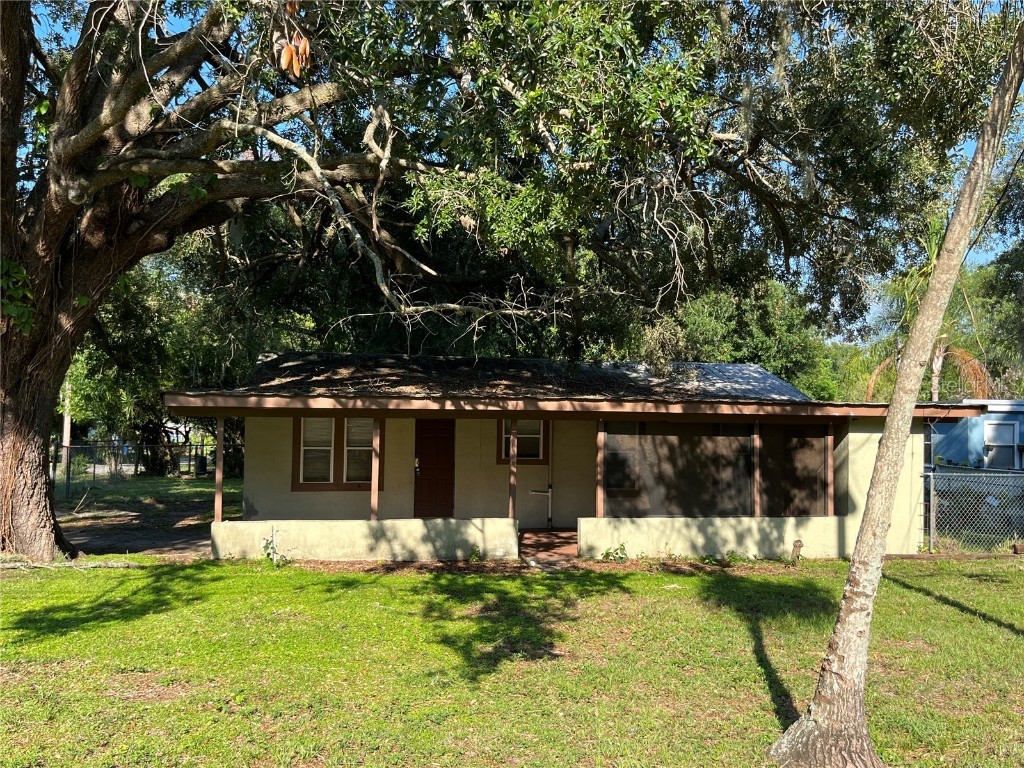 313 S Palm Avenue Frostproof FL 33843 U8205310 image1