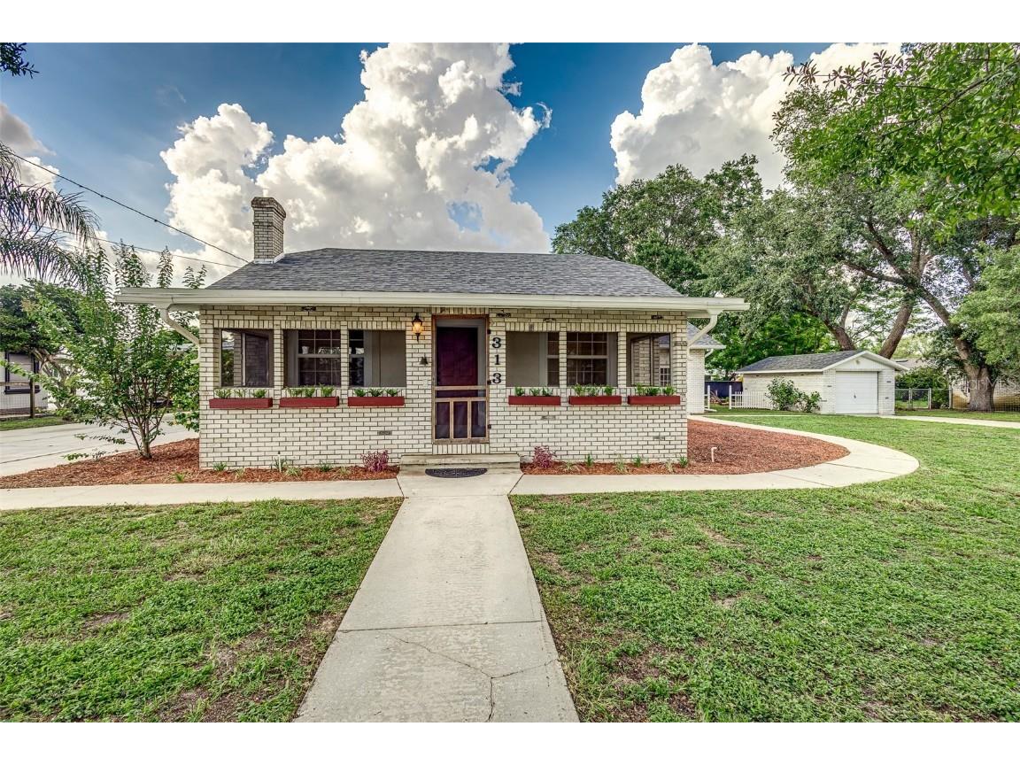 313 W Gilbert Street Eagle Lake FL 33839 P4926209 image1