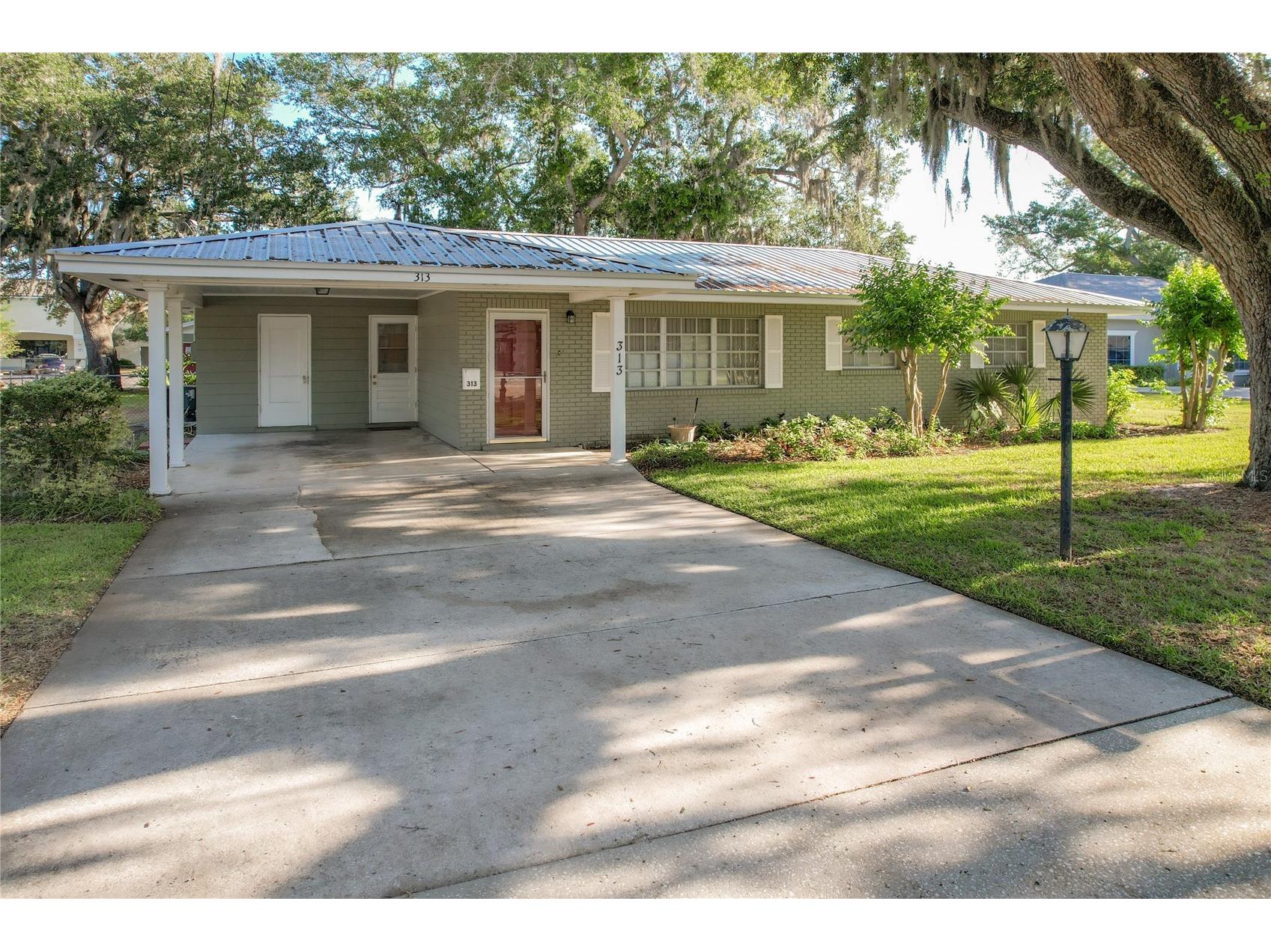 313 W Highland Drive Lakeland FL 33813 L4961206 image1