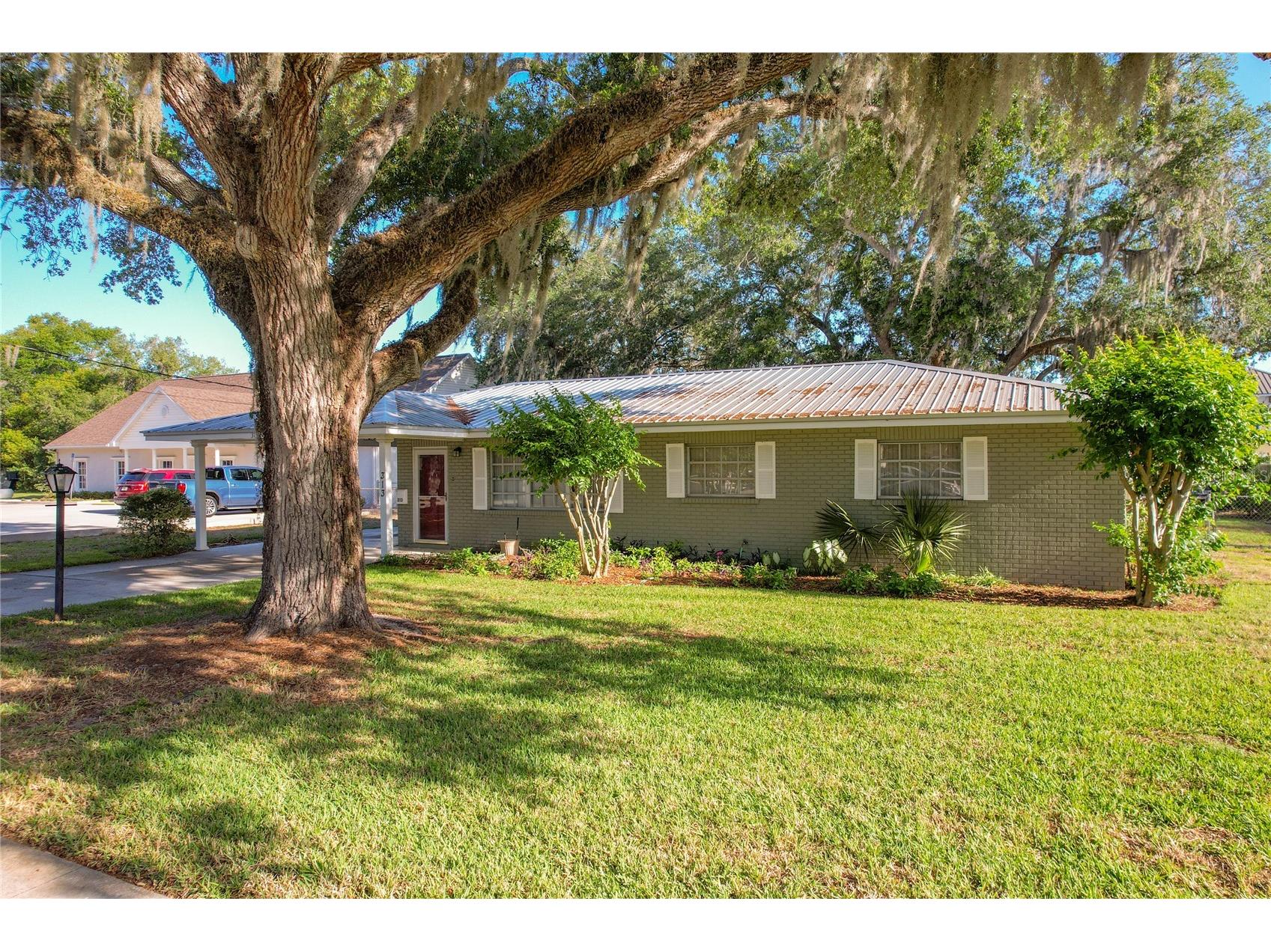 313 W Highland Drive Lakeland FL 33813 L4961206 image4