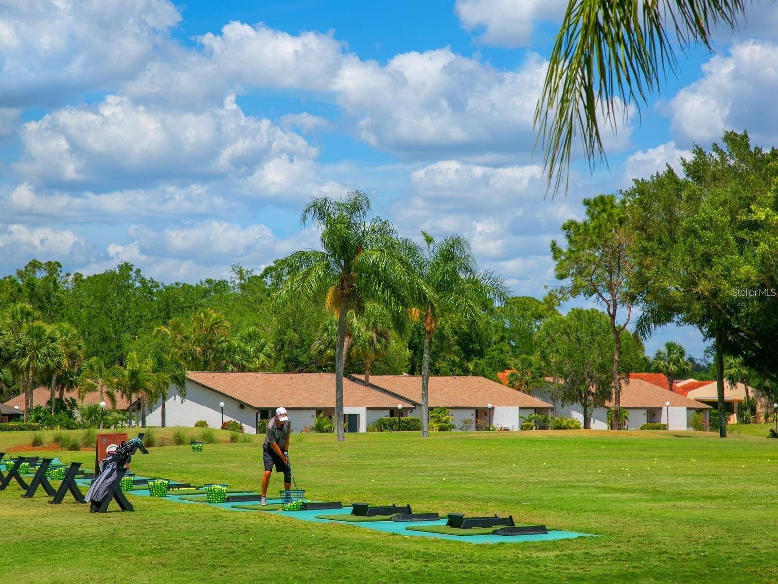3130 Ringwood Meadow #44 Sarasota FL 34235 A4699130 image41