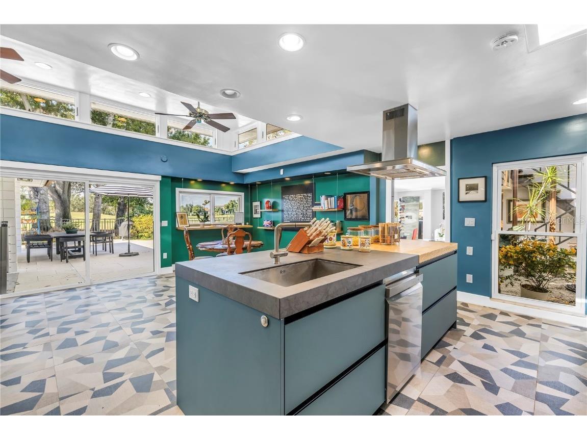 3130 Walnut Street NE Saint Petersburg FL 33704 TB8437708 image19