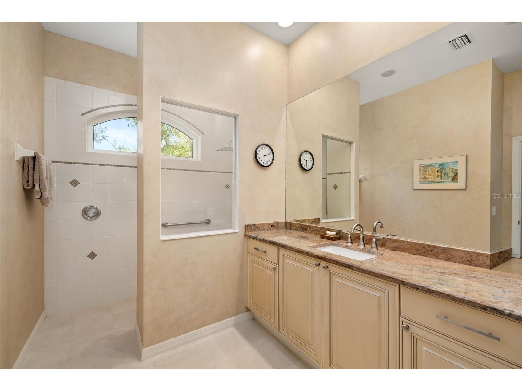 3130 Walter Travis Drive Sarasota FL 34240 A4684531 image17