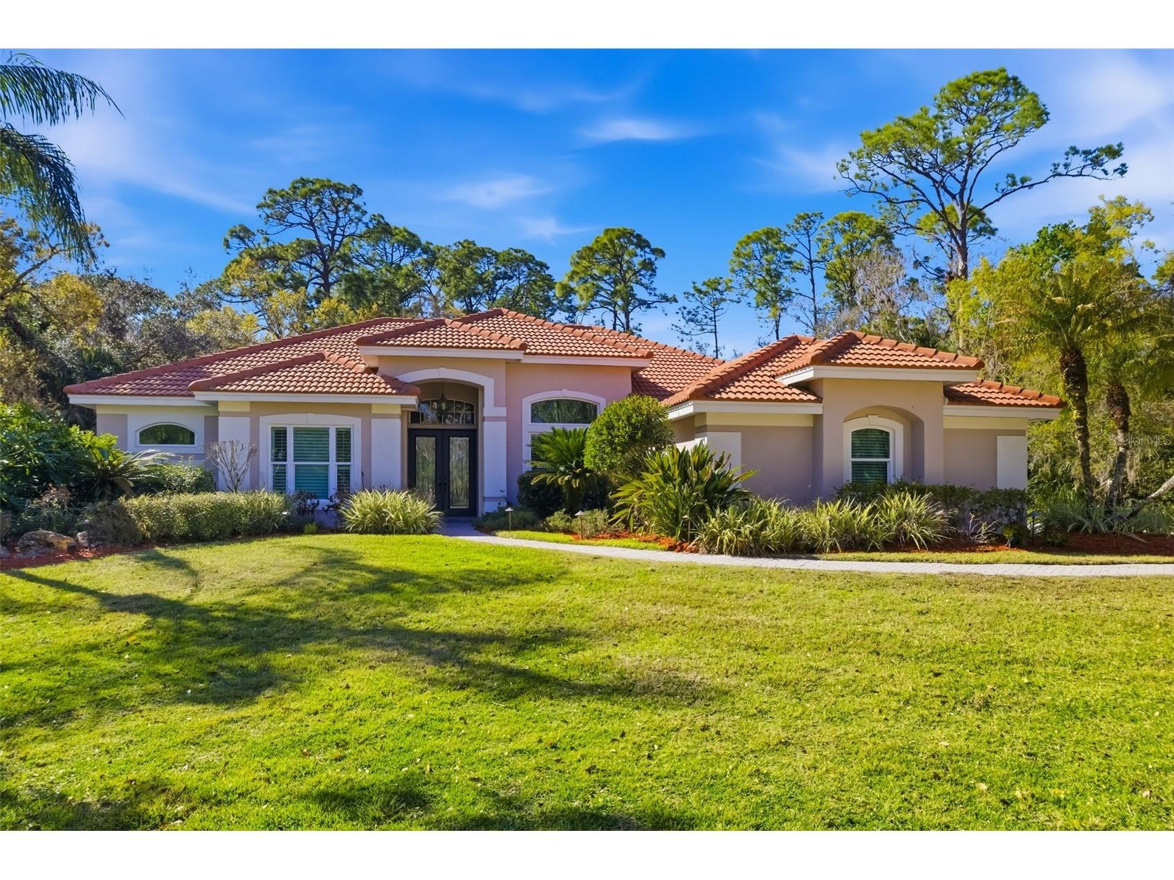 3130 Walter Travis Drive Sarasota FL 34240 A4684531 image2