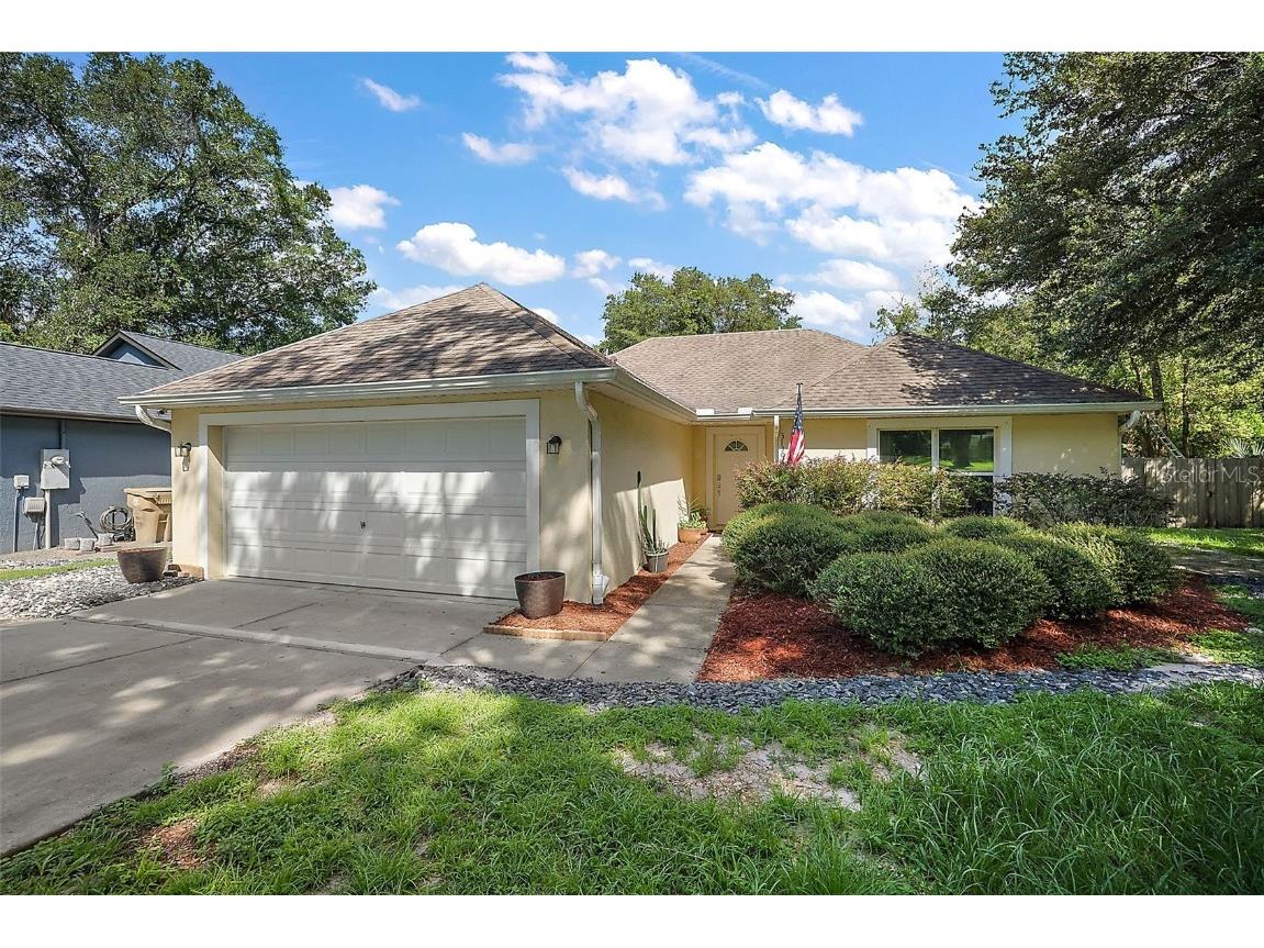 31309 Chevy Chase Drive Mount Plymouth FL 32776 G5071225 image1