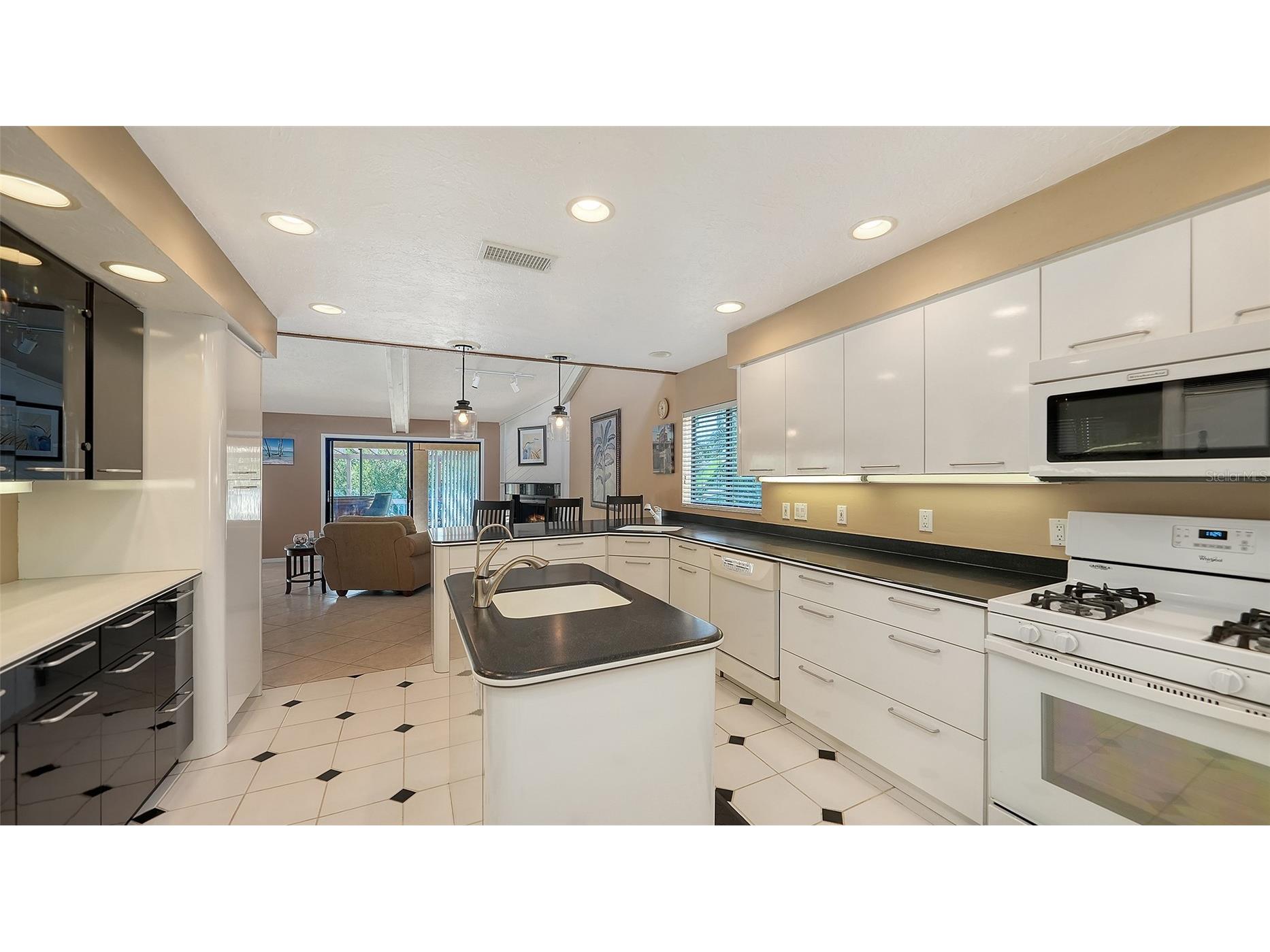 3131 Bayou Sound Longboat Key FL 34228 - CRANES BAYOU A4683048 image20