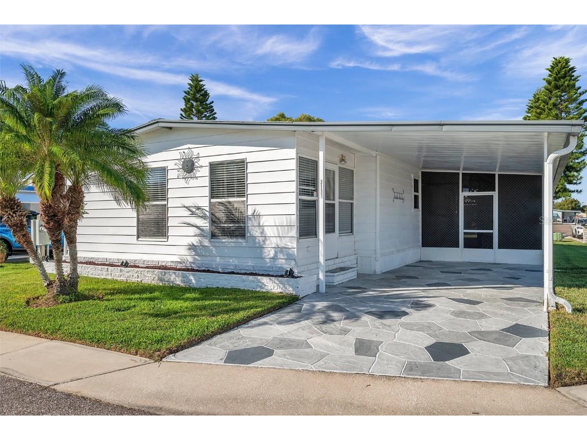 3131 Bixler Court Holiday FL 34690 W7860118 image1