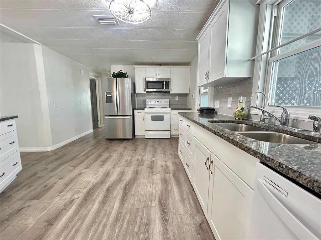 3131 Bixler Court Holiday FL 34690 W7878743 image10