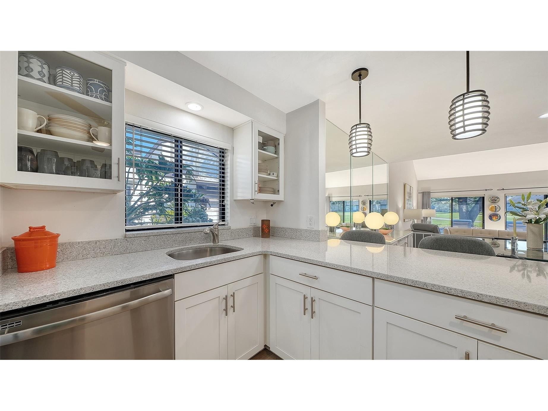 3131 Heatherwood Lane Sarasota FL 34235 A4692966 image8