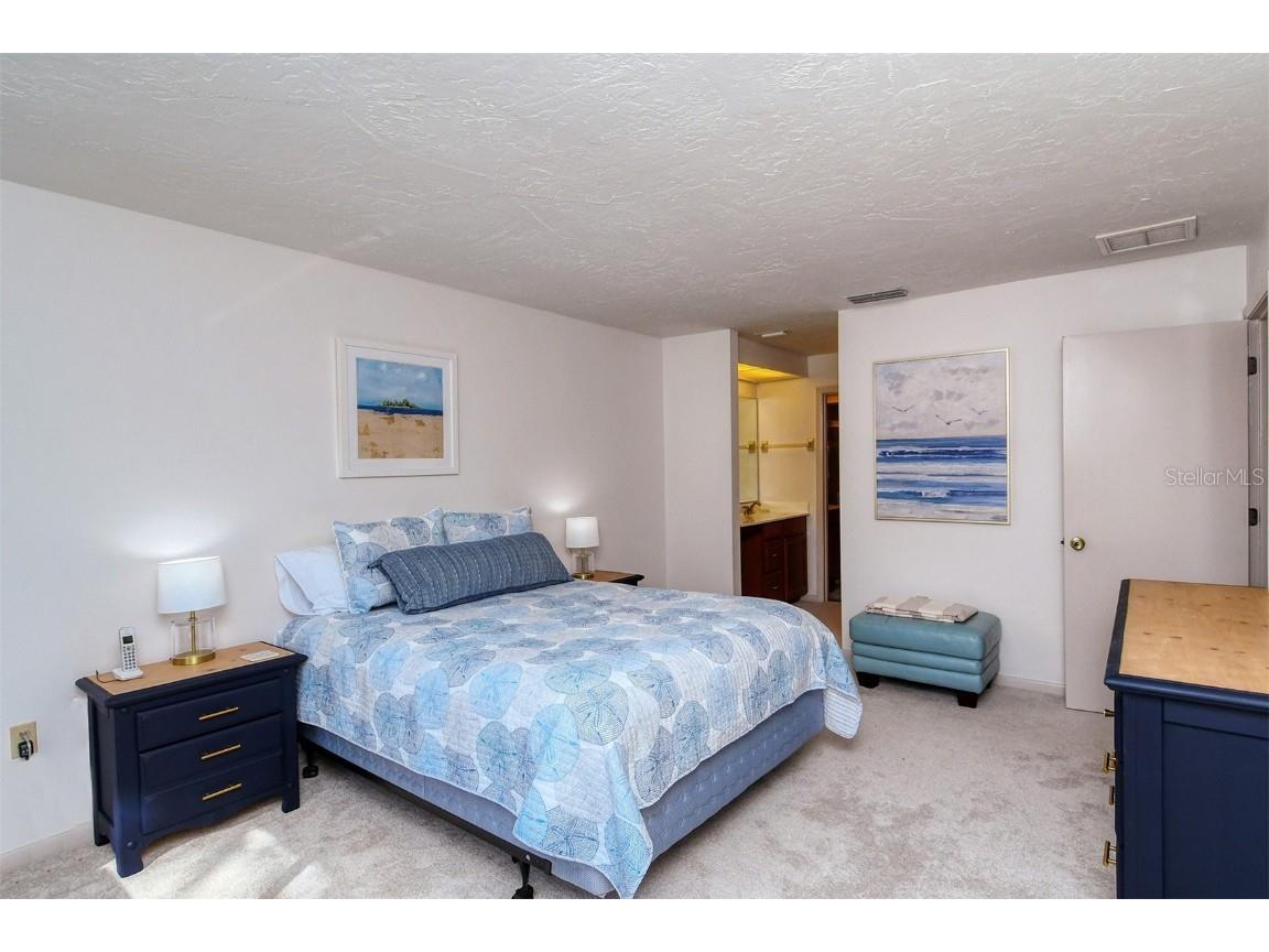 3131 Windrush Bourne #22 Sarasota FL 34235 A4593248 image25