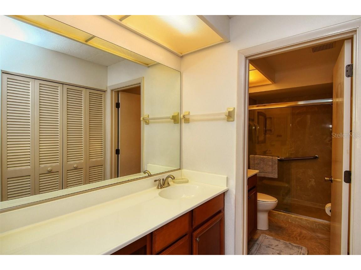 3131 Windrush Bourne #22 Sarasota FL 34235 A4593248 image28