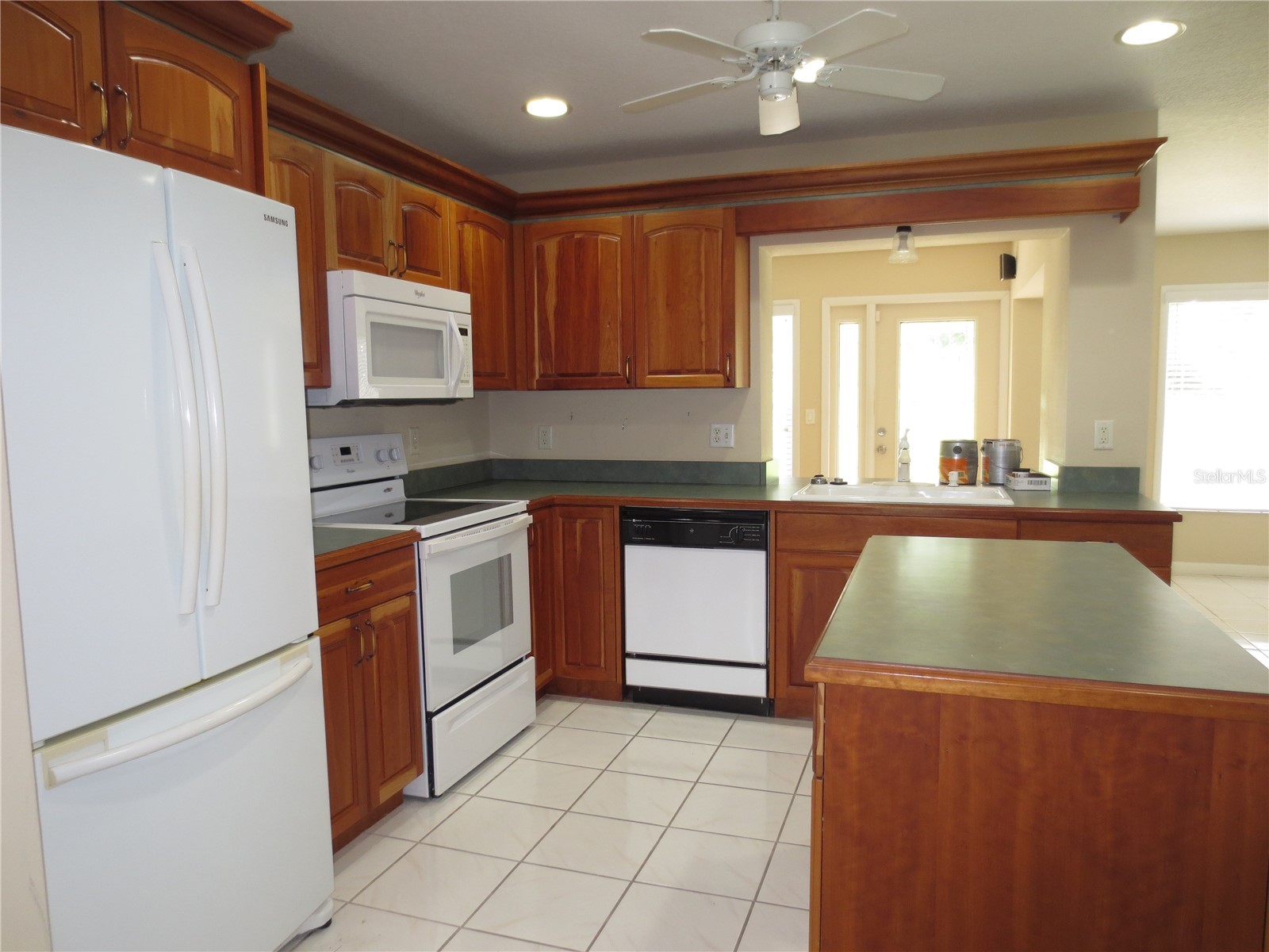 3132 Brunswick Circle Palm Harbor FL 34684 - LAKE TARPON TB8516680 image15