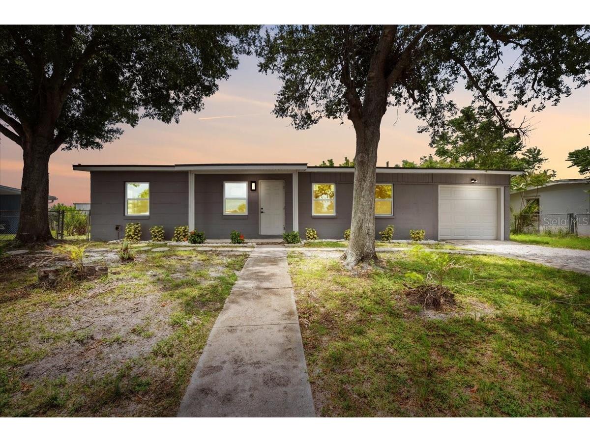 3132 Crestwood Drive Port Charlotte FL 33952 TB8412175 image1