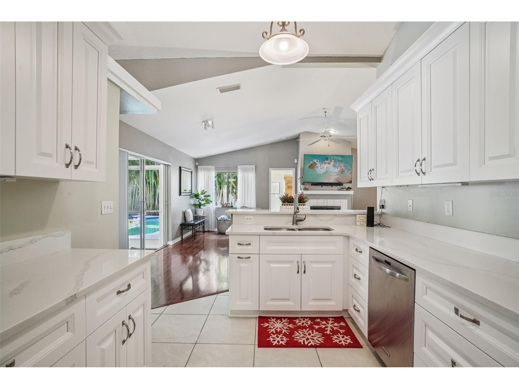 3132 Shoreline Drive Clearwater FL 33760 TB8461630 image18