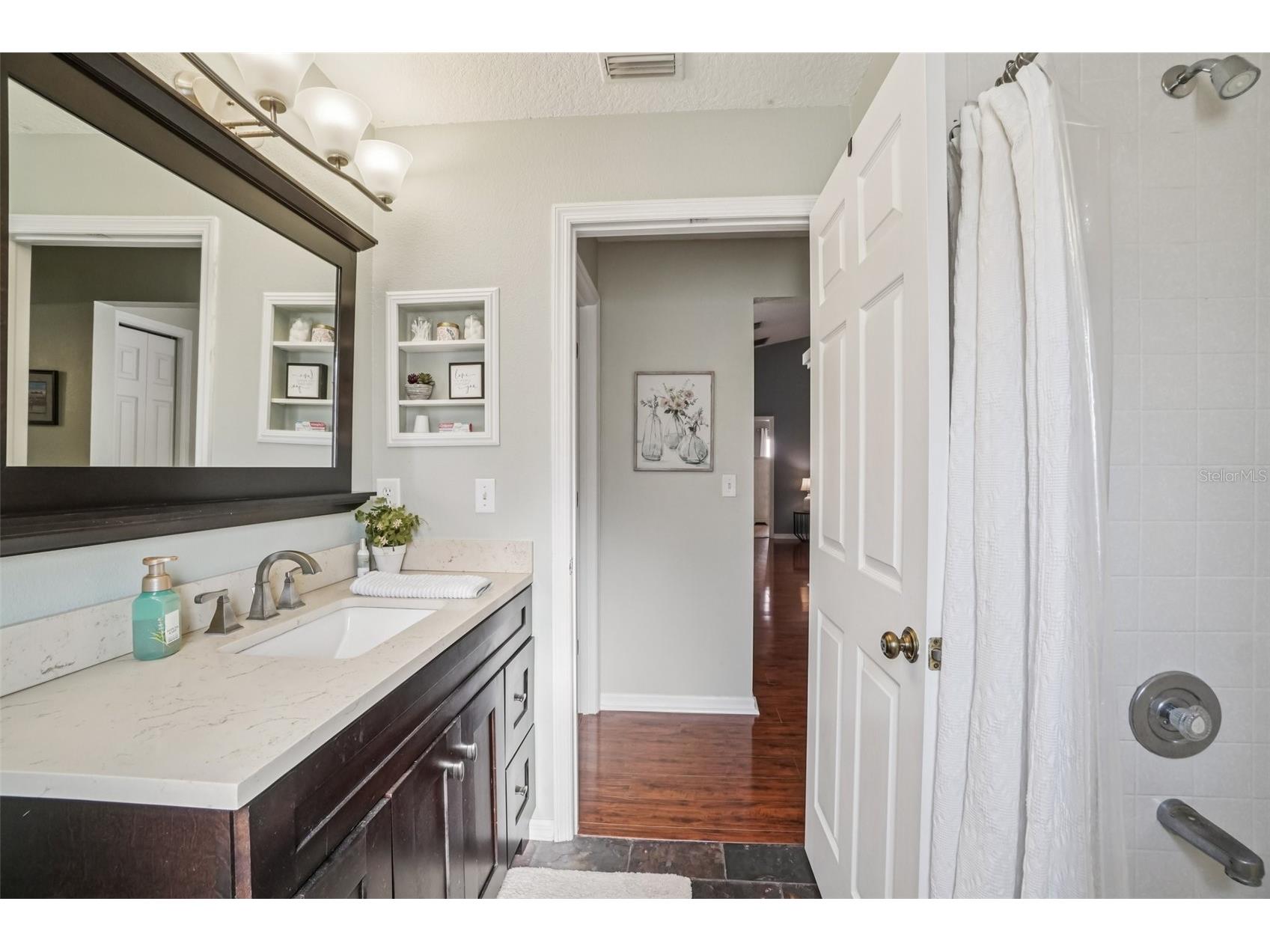 3132 Shoreline Drive Clearwater FL 33760 TB8461630 image19