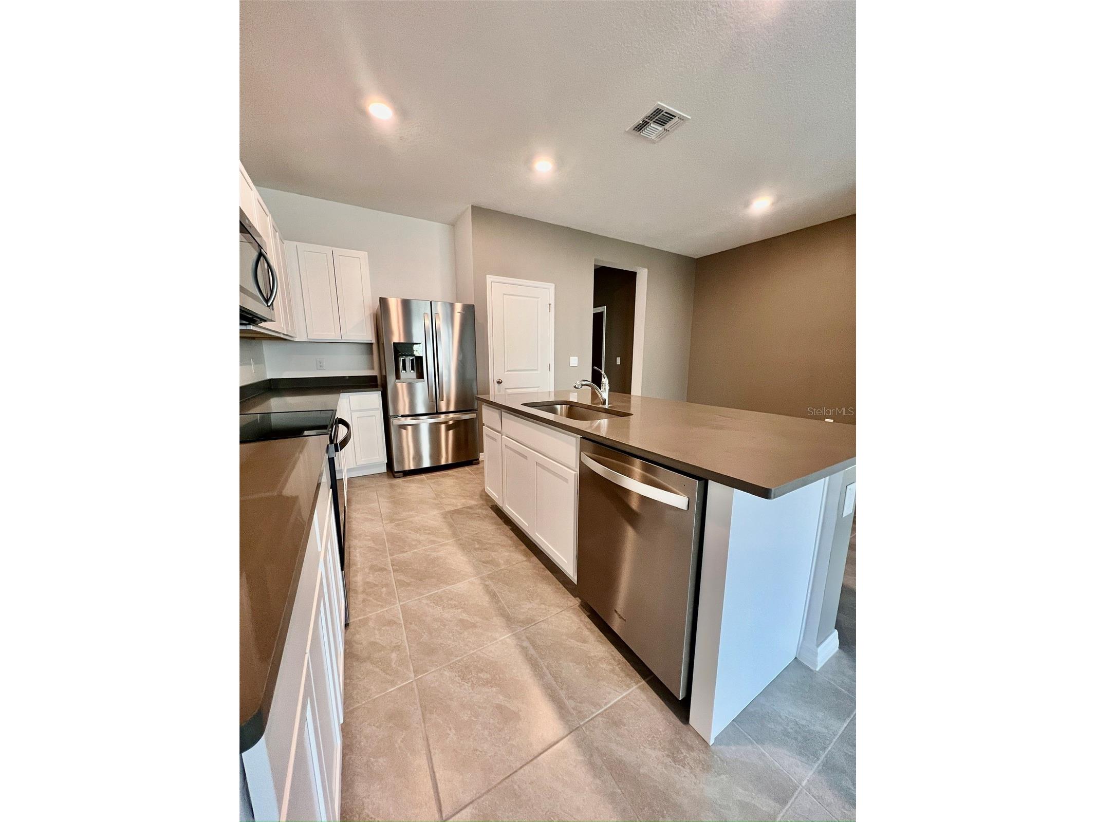 31325 Midnight Sun Way Wesley Chapel FL 33545 TB8490957 image4