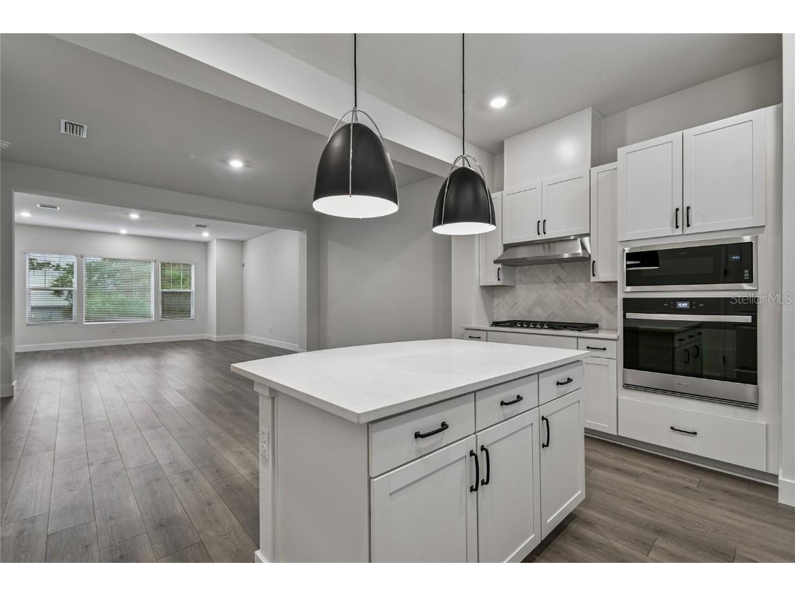 3133 4th Terrace N Saint Petersburg FL 33713 TB8436790 image11