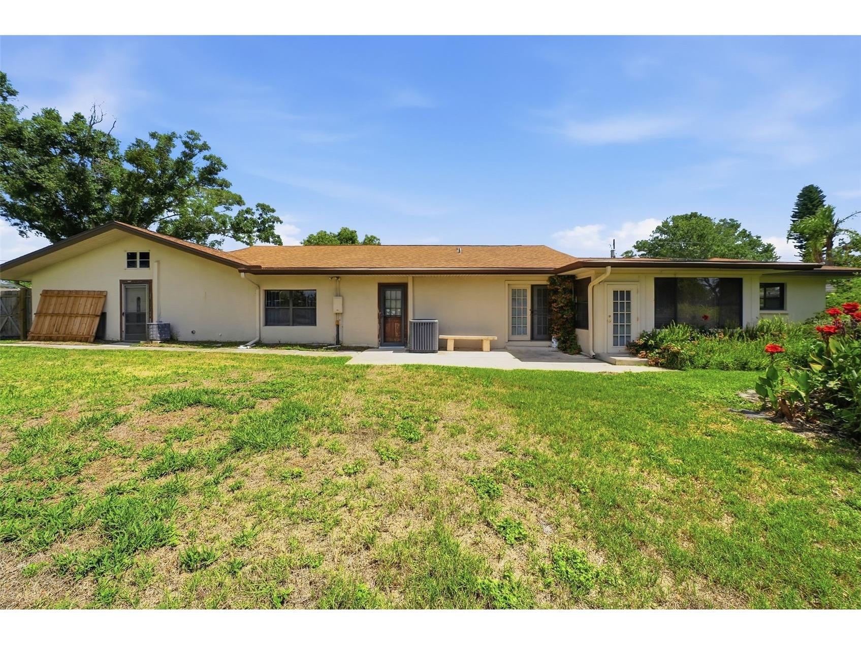 3133 Bay Lane Clearwater FL 33759 TB8512857 image1