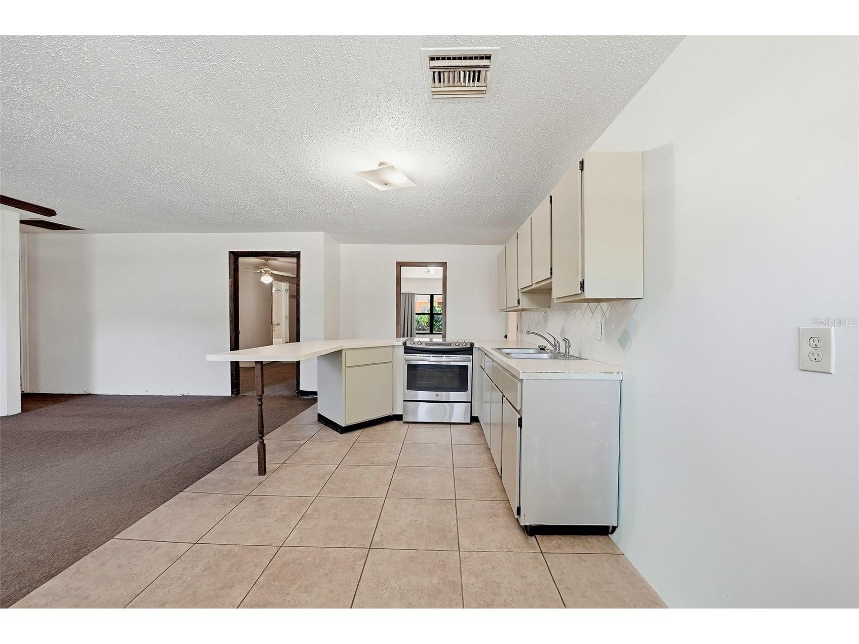 3133 Bay Lane Clearwater FL 33759 TB8512857 image19