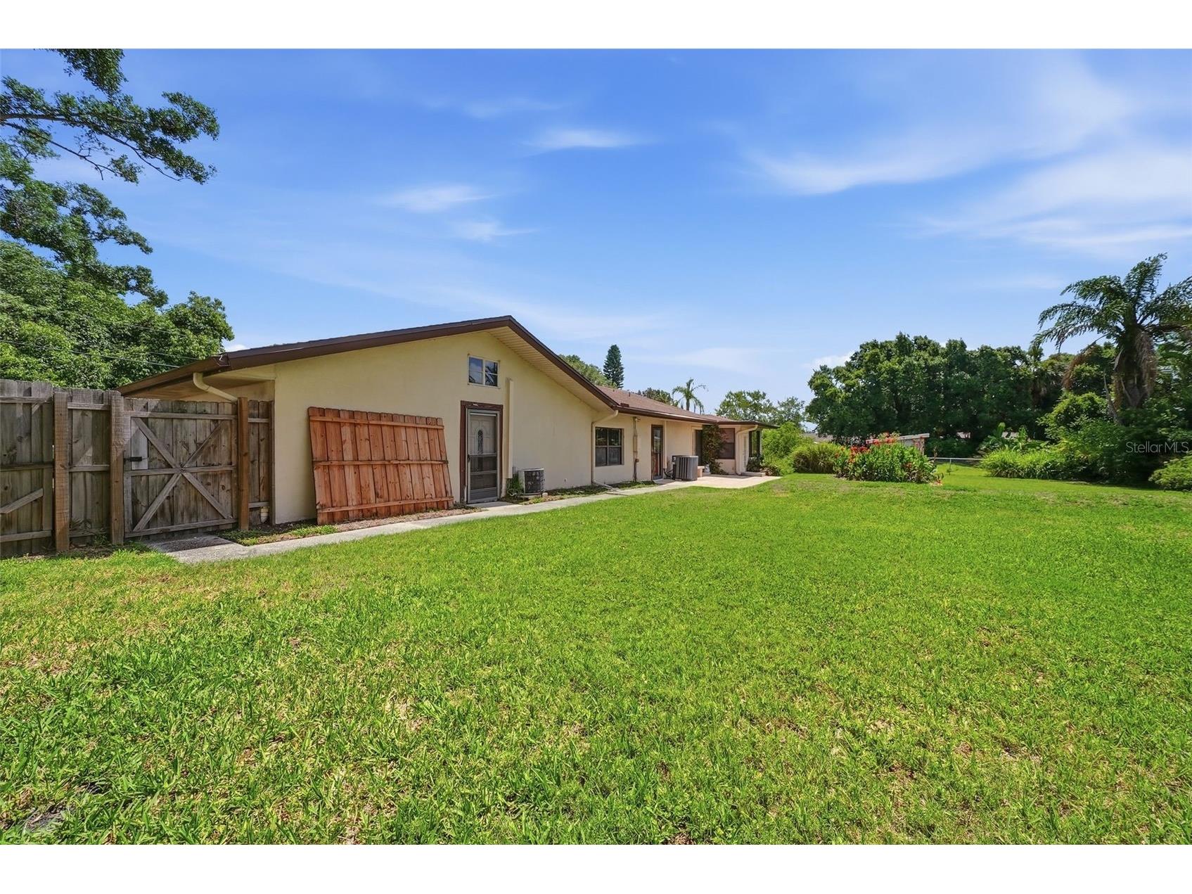 3133 Bay Lane Clearwater FL 33759 TB8512857 image4