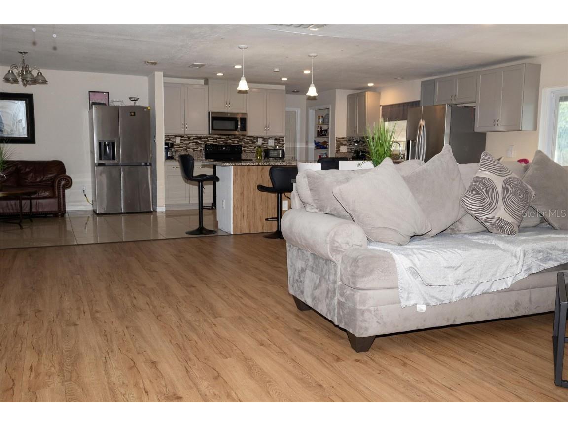 3133 Crooked Oak Court Orlando FL 32808 O6345570 image5