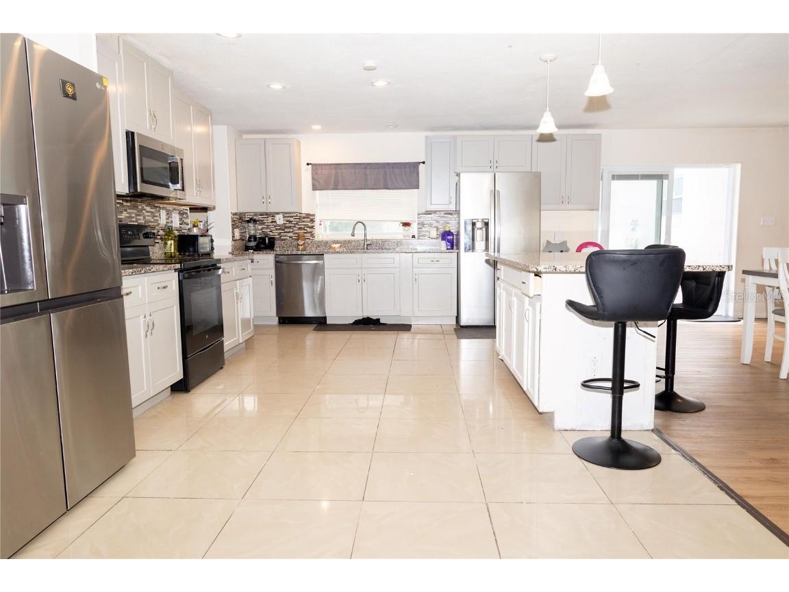 3133 Crooked Oak Court Orlando FL 32808 O6345570 image7