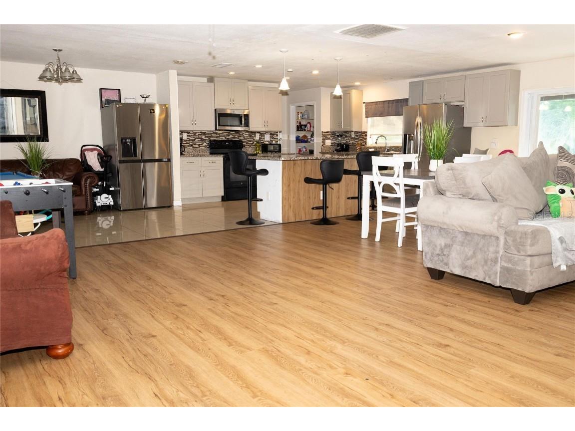 3133 Crooked Oak Court Orlando FL 32808 O6345570 image8