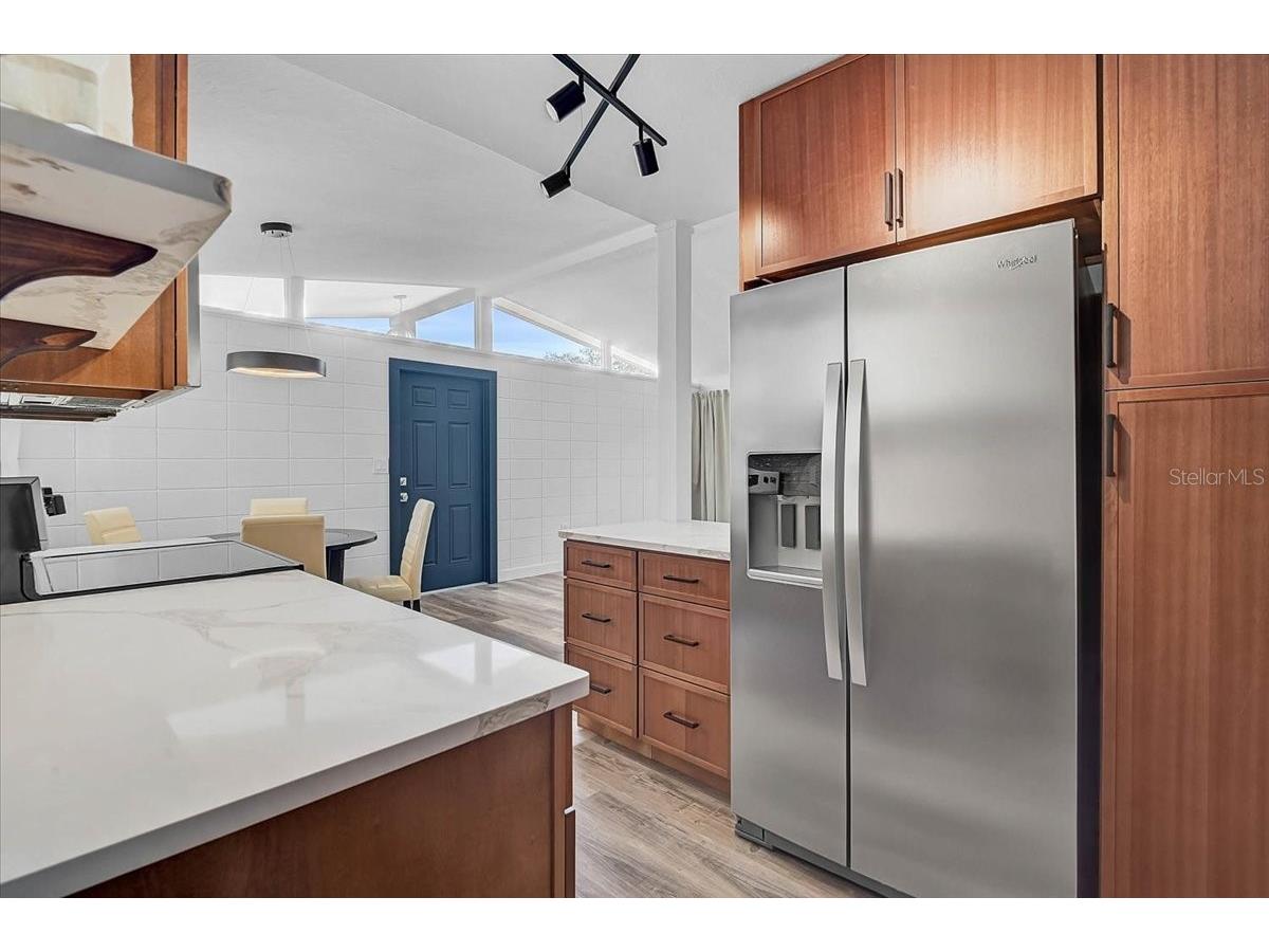 3133 Lake Ridge Drive Sarasota FL 34237 A4682465 image11