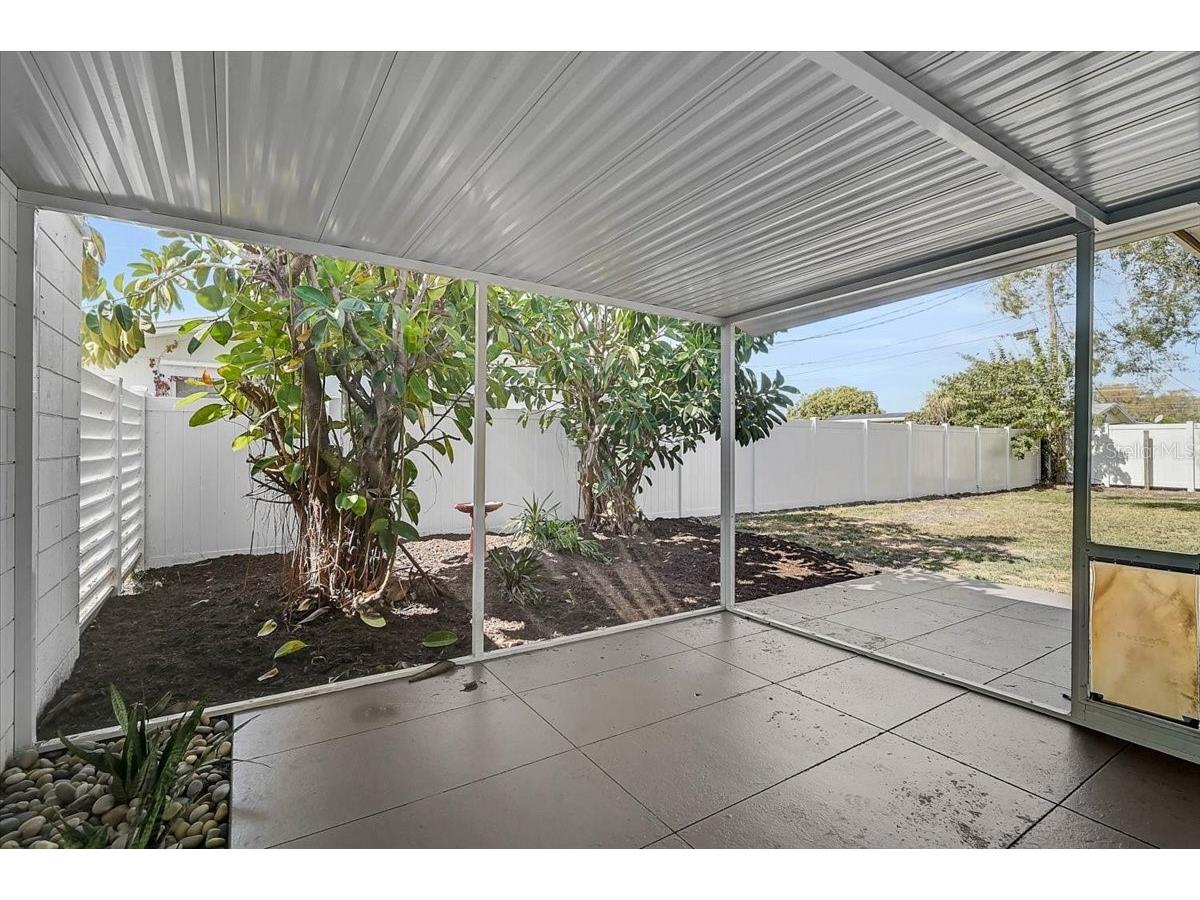 3133 Lake Ridge Drive Sarasota FL 34237 A4682465 image31