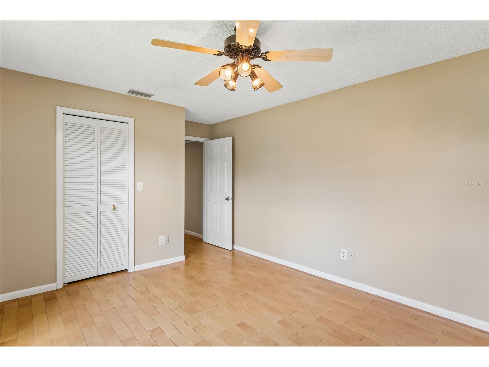3133 Sandy Ridge Drive Clearwater FL 33761 TB8523460 image36