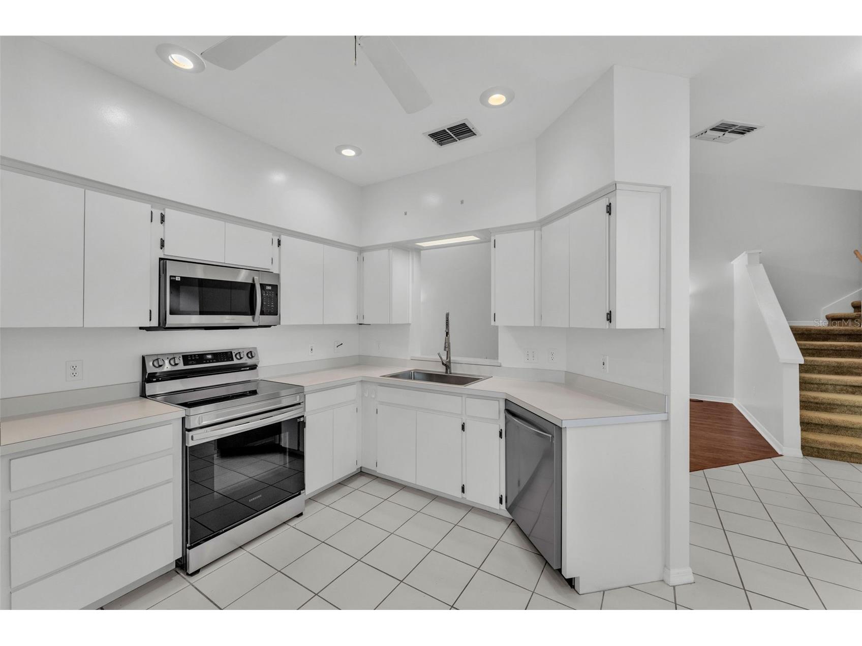 3133 Stonewater Drive #3133 Lakeland FL 33803 L4961035 image13