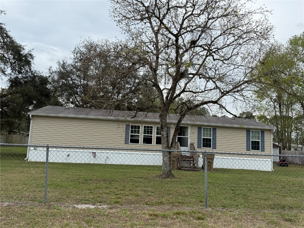 31334 Lakeside Drive Deland FL 32720 V4941108 image1