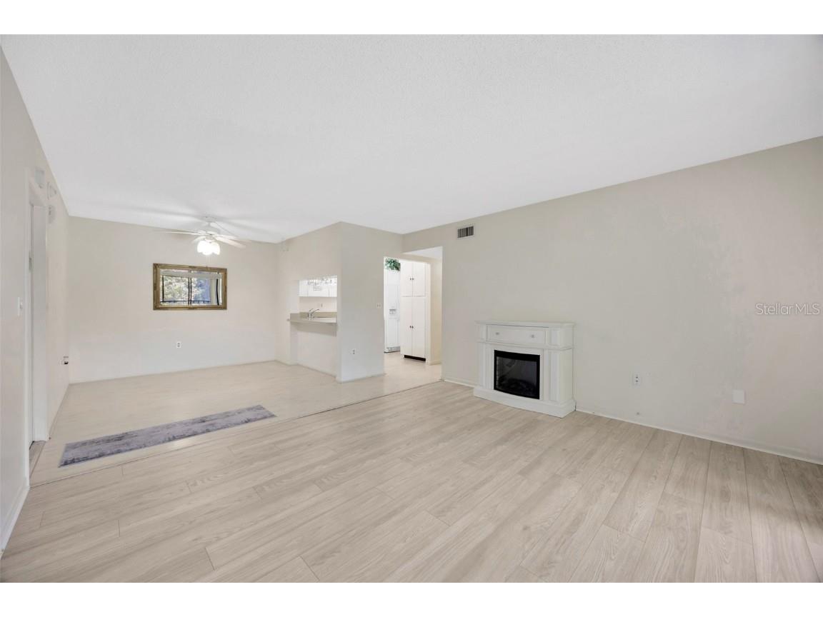 3134 Lake Pine Way #F2 Tarpon Springs FL 34688 W7876770 image5