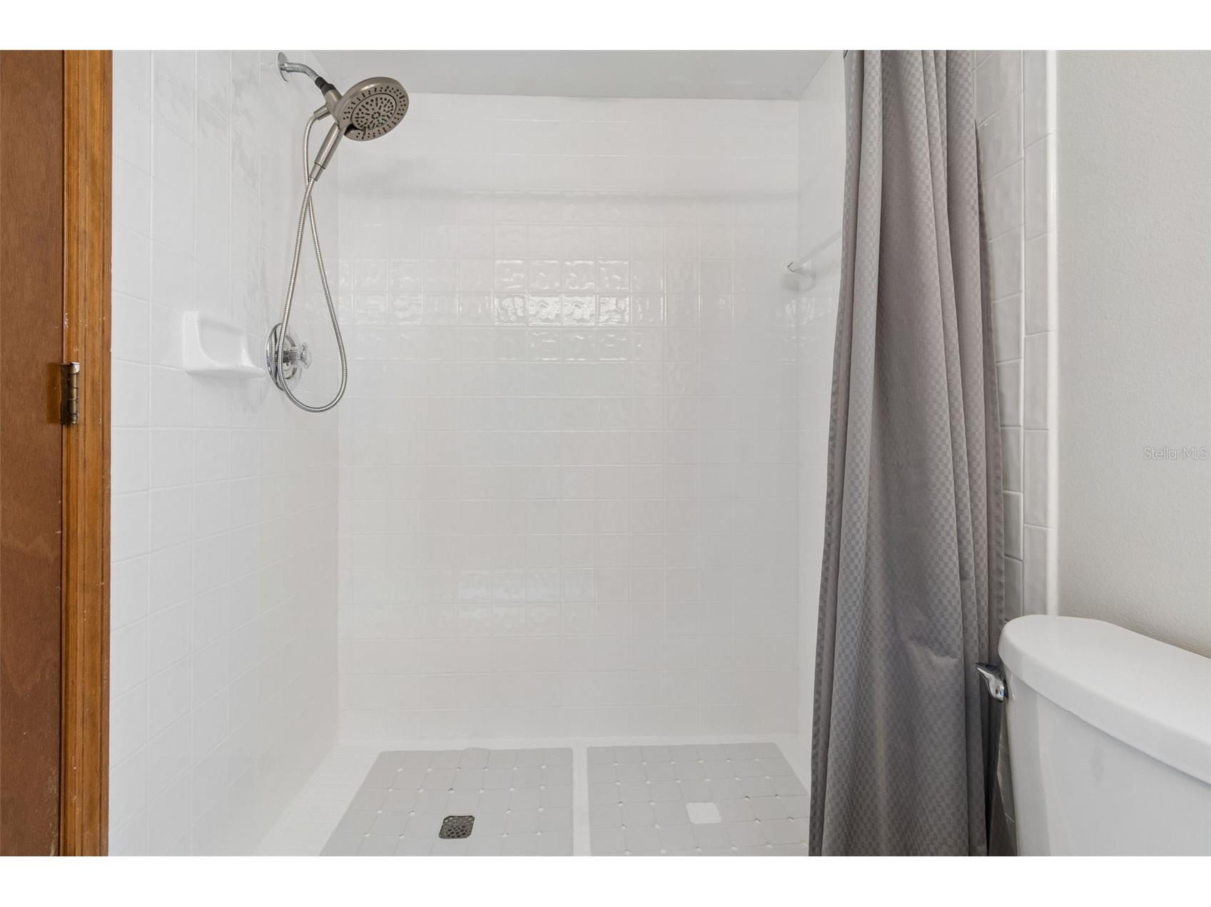 3134 Whispering Drive N Largo FL 33771 TB8527283 image19