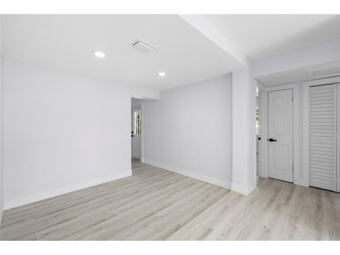 3135 33rd Avenue N Saint Petersburg FL 33713 V4945551 image12