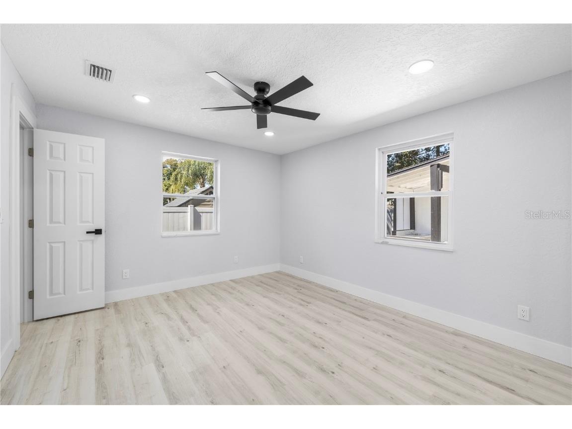 3135 33rd Avenue N Saint Petersburg FL 33713 V4945551 image13