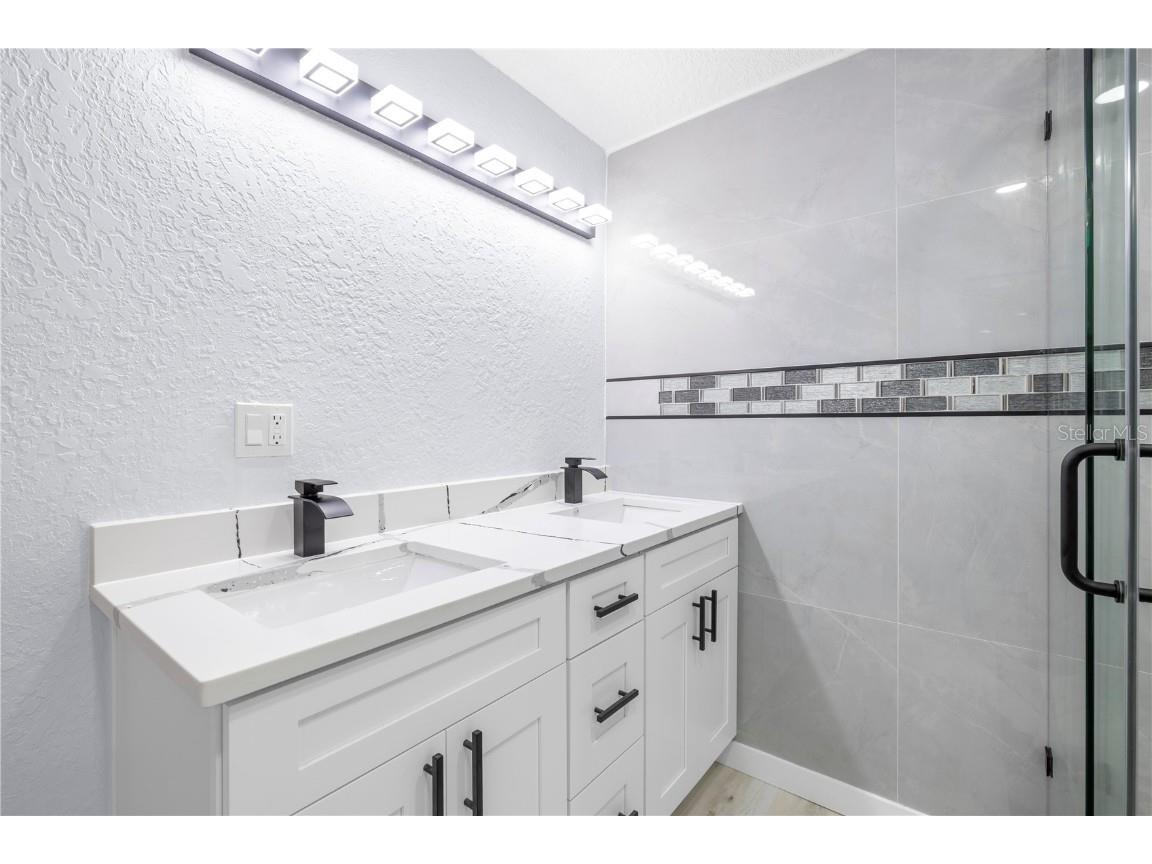 3135 33rd Avenue N Saint Petersburg FL 33713 V4945551 image17