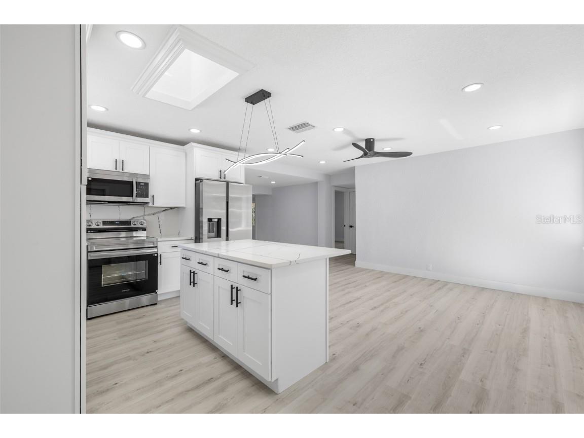 3135 33rd Avenue N Saint Petersburg FL 33713 V4945551 image8