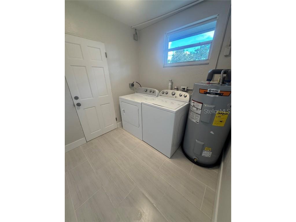 3135 Alta Vista Street Sarasota FL 34237 A4664729 image28